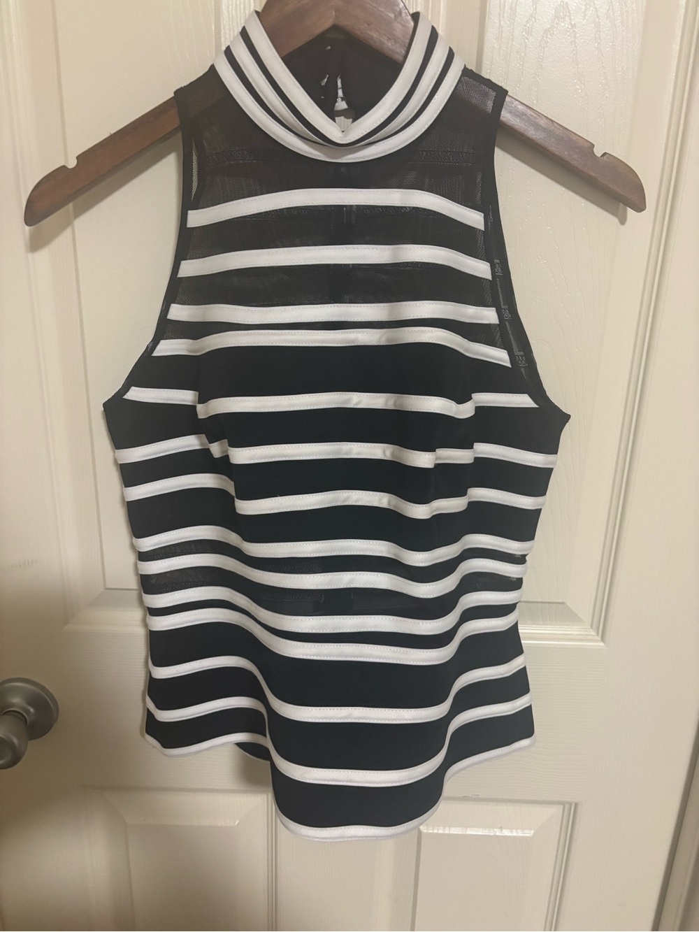 JS Collections Black White Striped Mesh Halter Top Size 10 - Picture 2 of 9